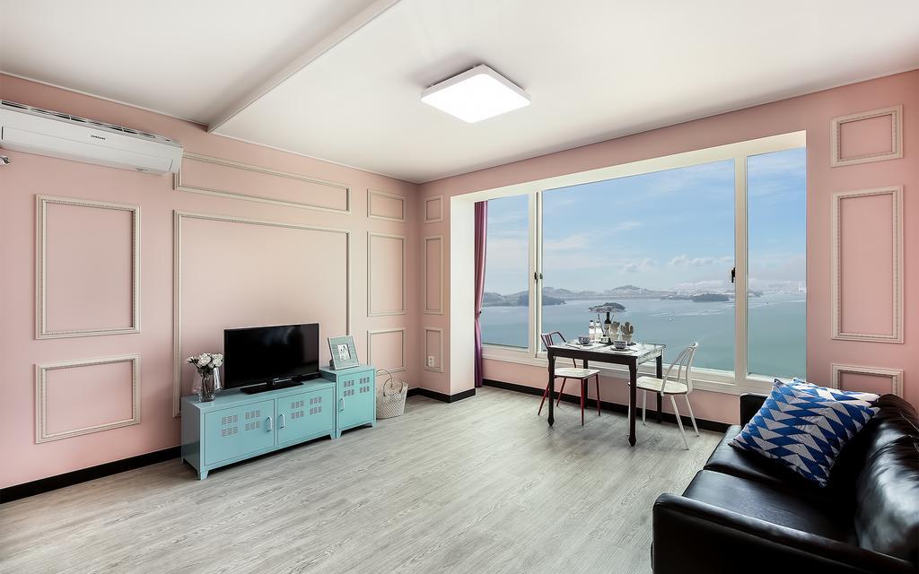 Yeosu Blooming Pension ภายนอก รูปภาพ